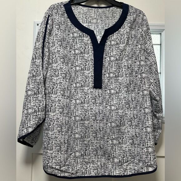 SHEIN Tops - Woman’s SHEIN Blouse Blue White (726)